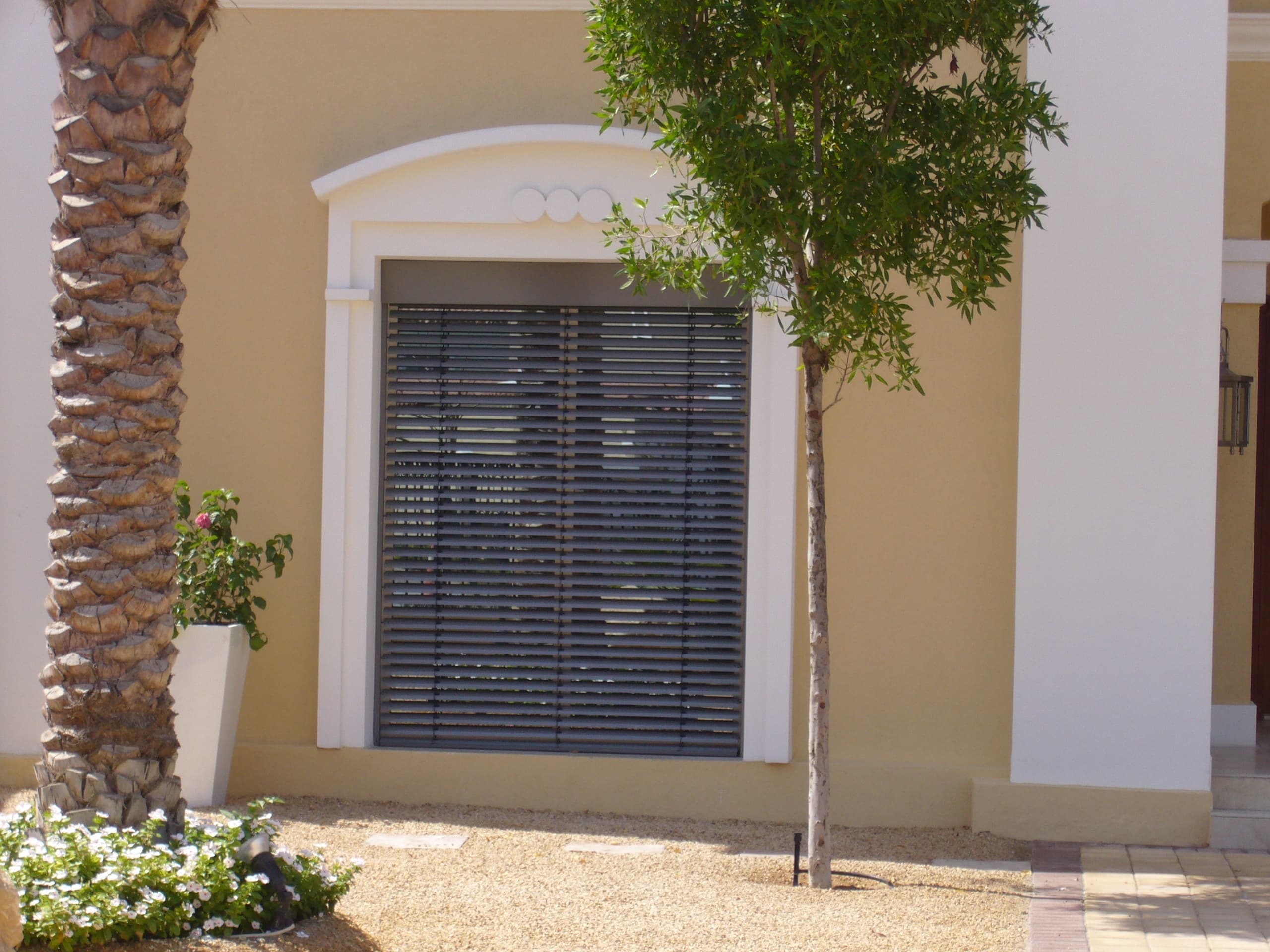 EXTERNAL VENETIAN BLINDS photograph 4