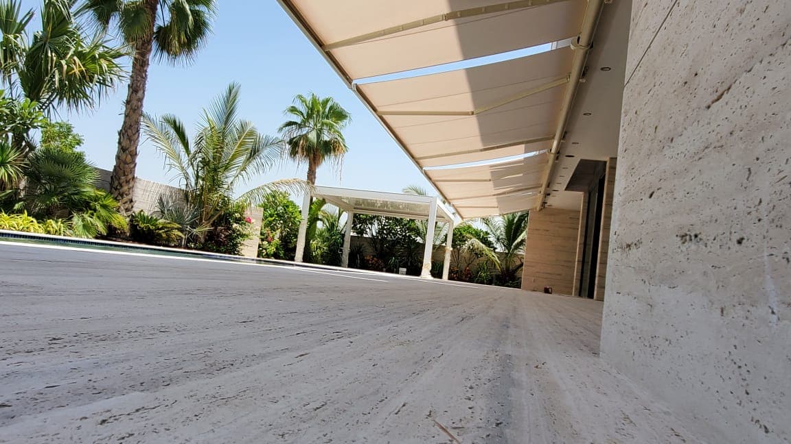 CASSETTE AWNINGS photograph 4