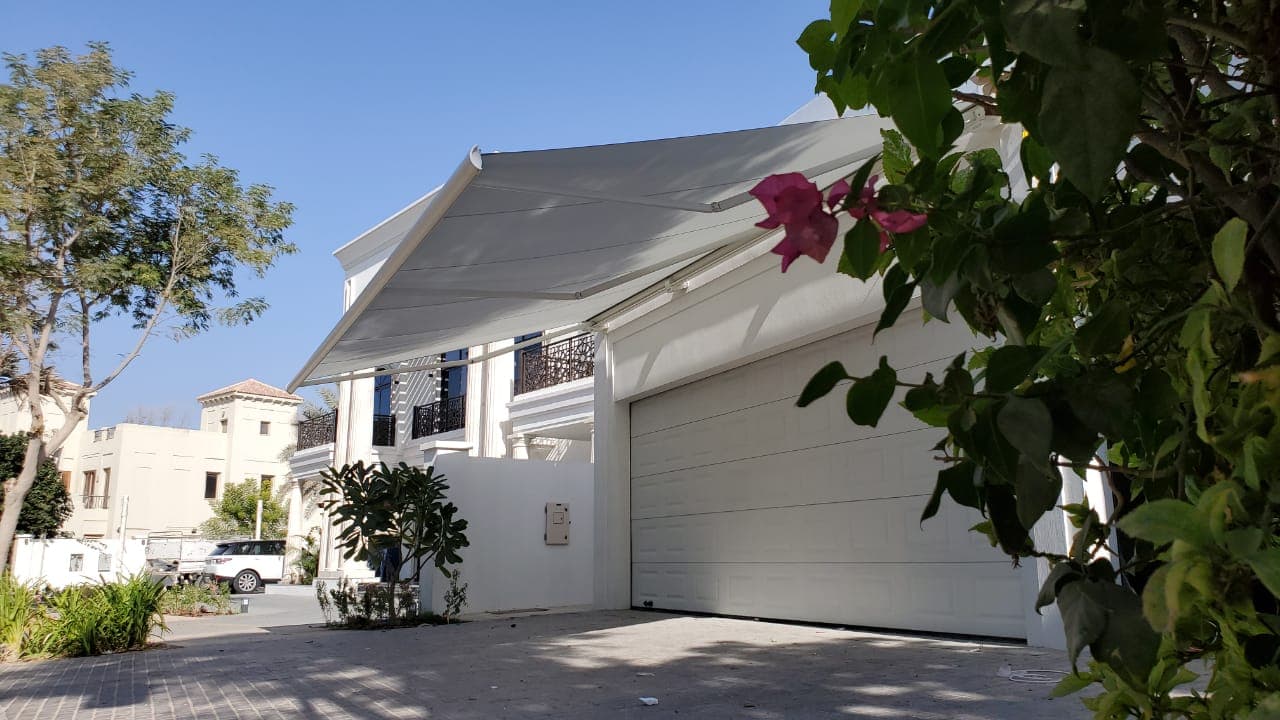 CASSETTE AWNINGS photograph 8