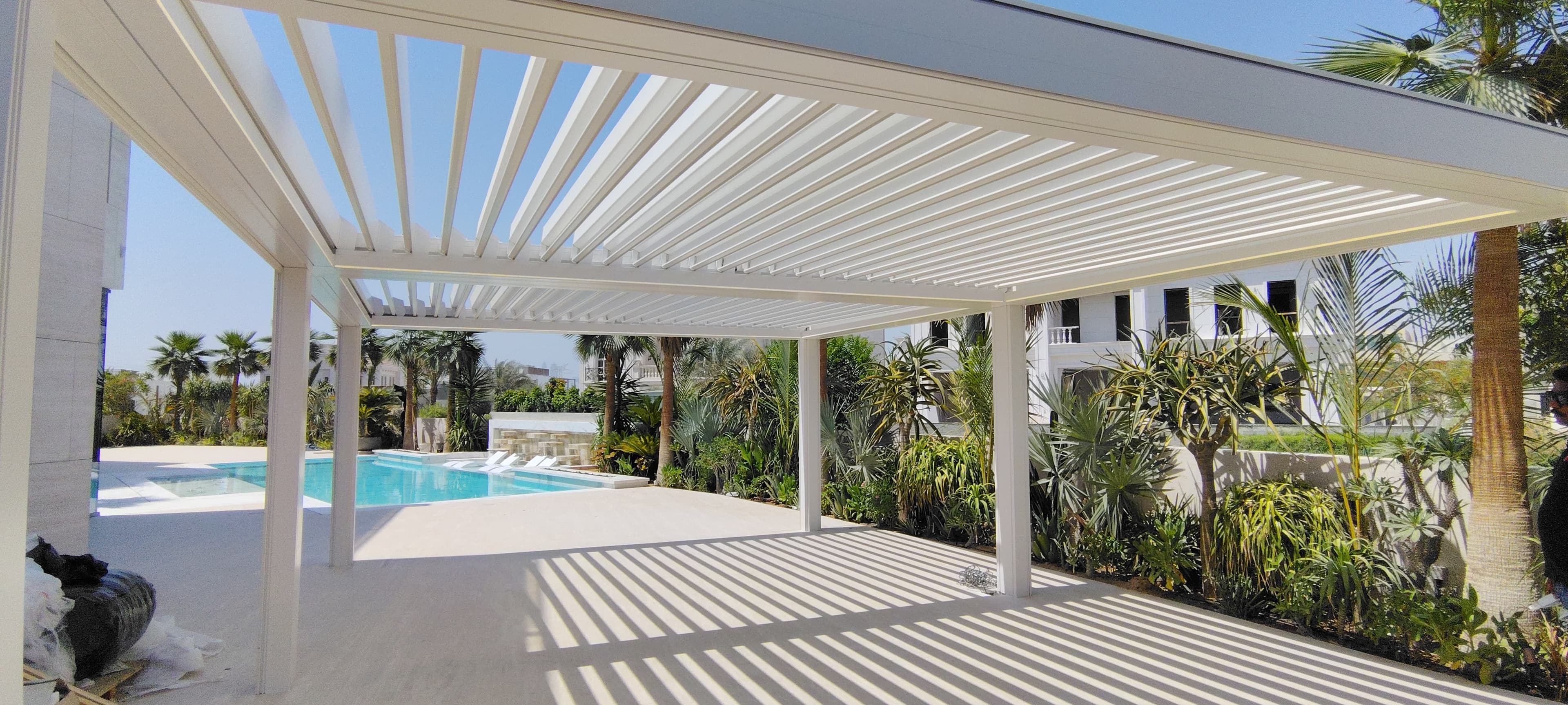 MOTORIZED PERGOLAS