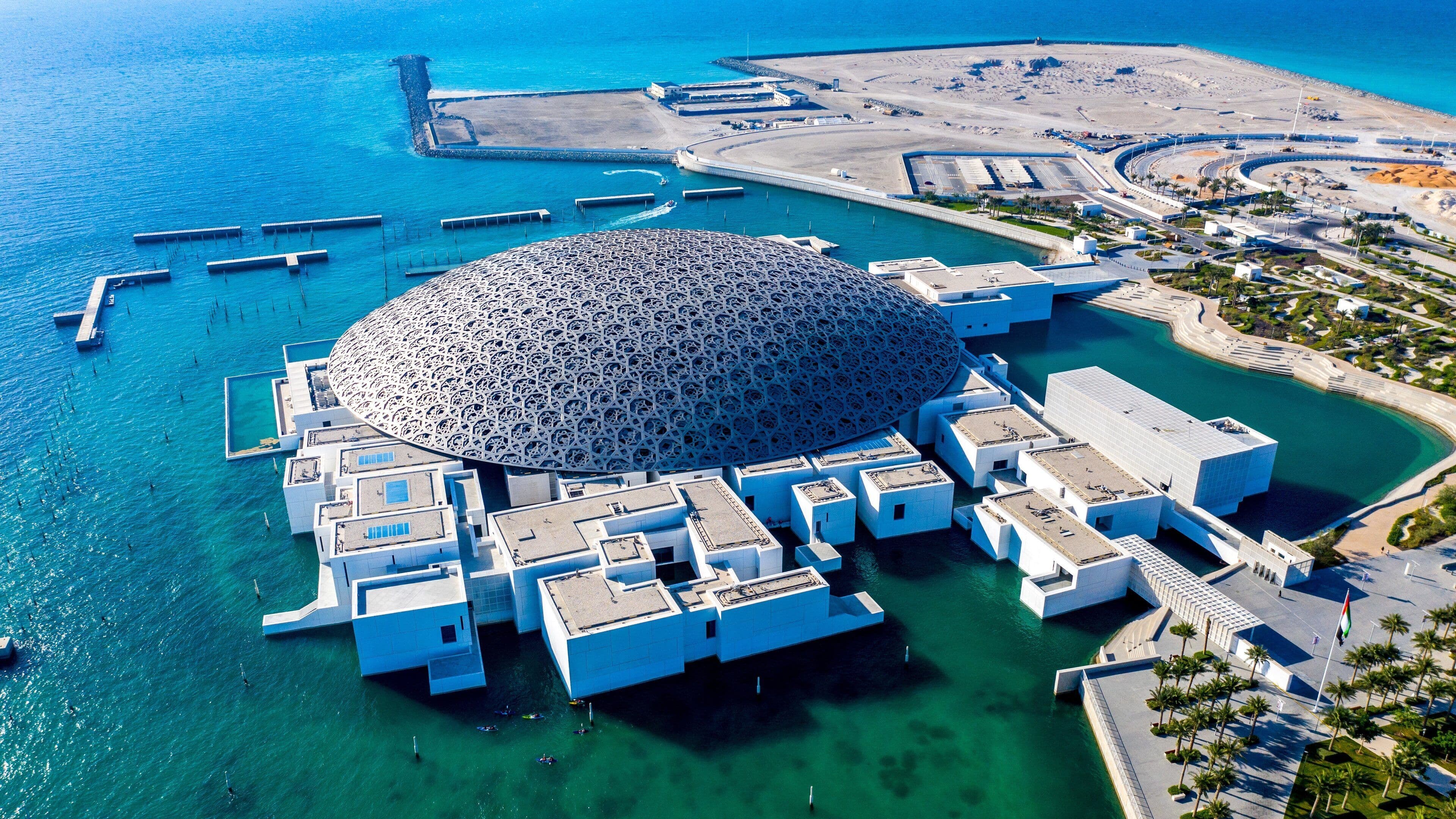LOUVRE ABUDHABI MUSEUM - Motorized Shades